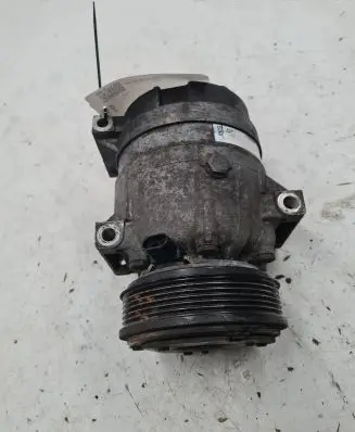 Renault Scenic I Air conditioning (A/C) compressor (pump) 6560630