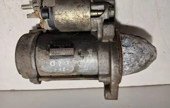 Mercedes-Benz C W204 Starter motor A0061514601