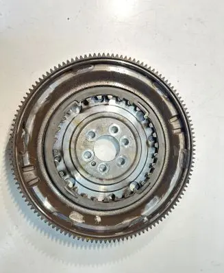 Audi A4 S4 B8 8K Flywheel 04E105266