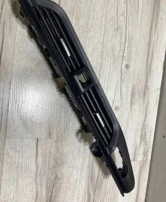 Nissan Micra K14 Dash center air vent grill 687505FA2A