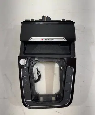Volkswagen PASSAT B8 Glove box central console