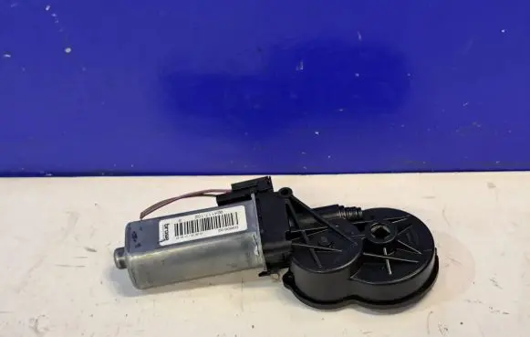 Jaguar XE Seat adjustment motor 924117102 C00189104
