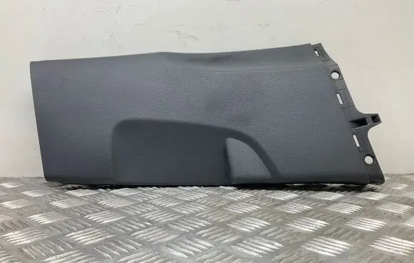 Audi A3 S3 8V (B) pillar trim (bottom) 8V5867240