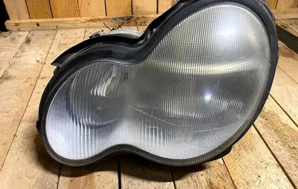 Mercedes-Benz C W203 Headlight/headlamp A2038201161 2038201161
