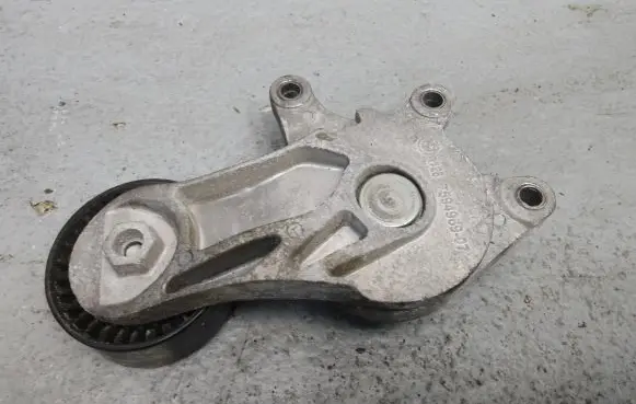 BMW 3 F30 F35 F31 Timing belt tensioner 7594969