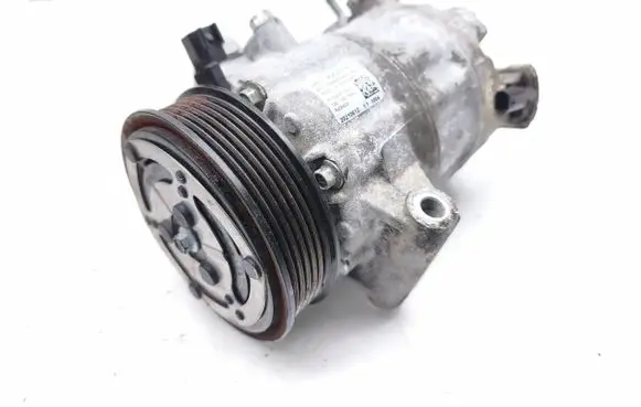 Ford Focus Air conditioning (A/C) compressor (pump) JX6119D629HB