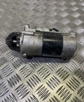 Mitsubishi L200 Starter motor M002T86772ZT 1810A3