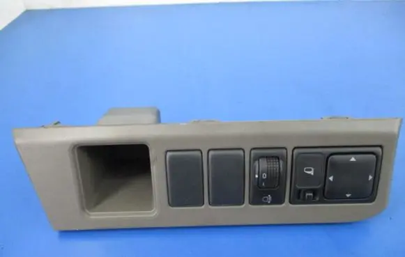 Nissan Note (E11) Other devices