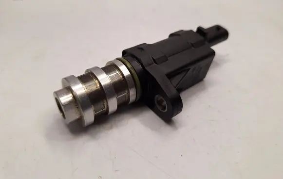 BMW 3 F30 F35 F31 other engine part 7639993 11417639993