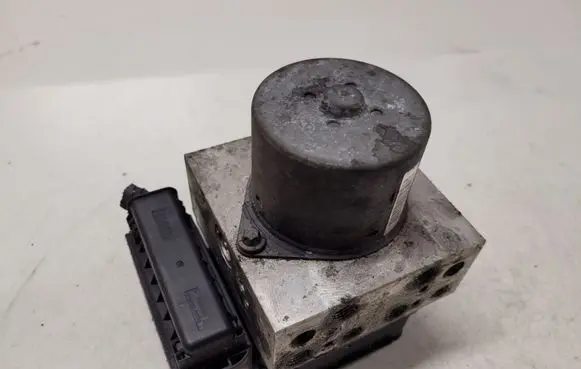 Mini One - Cooper Clubman R55 ABS Pump 678568302 15803815 54084991A