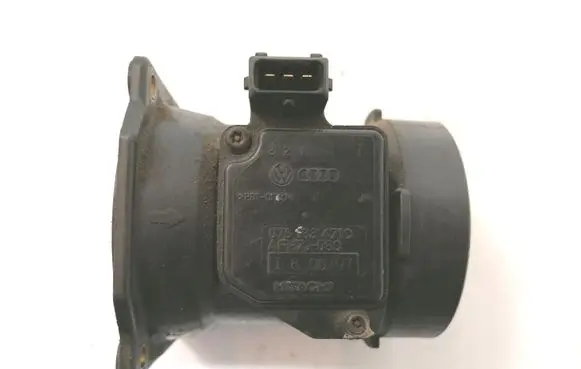 Audi A6 S6 C5 4B Mass air flow meter 078133471C AFH7008C