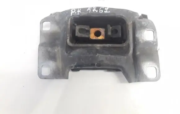 Volvo C30 Engine mount bracket 322a40 5m51-7m121