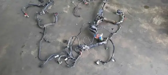 Volvo S40, V40 Engine installation wiring loom