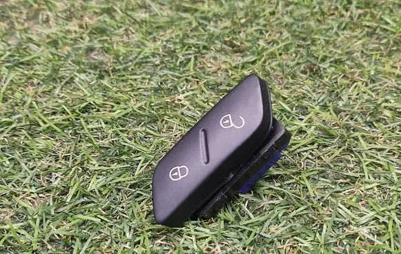 Volkswagen Scirocco Central locking switch button 1Q0962126B