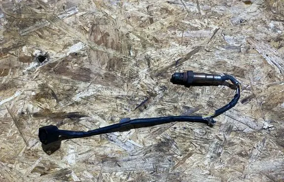 BMW 5 F10 F11 Lambda probe sensor 7576673