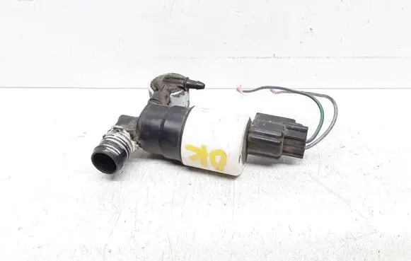 Volvo V60 Windscreen/windshield washer pump 1V6117K624AA BK2117K624BA