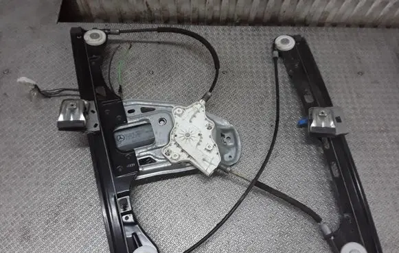 Mercedes-Benz C W203 Front door window regulator with motor A2118201742