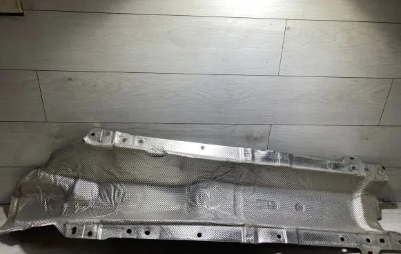 Renault Clio V Exhaust heat shield 747519580R AL1050A 205006U00