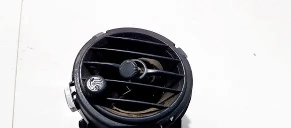 Chrysler PT Cruiser Dash center air vent grill 5297989 5816907