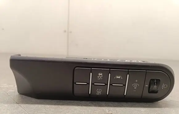 KIA Ceed Other switches/knobs/shifts 93700J7650 20203266535 4H01061000