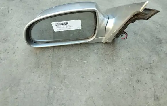 Hyundai Accent Front door electric wing mirror E4012129 E4012130 E1022129
