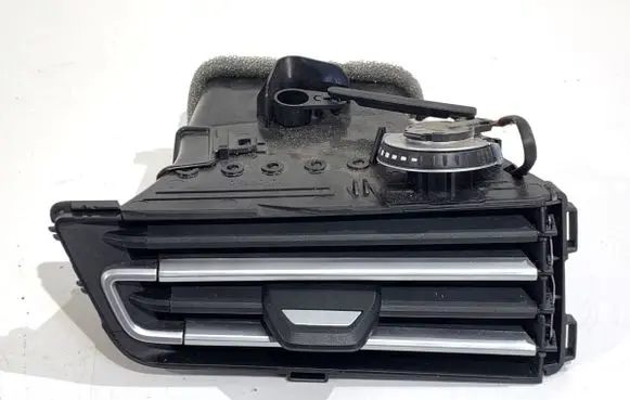 BMW X5 G05 Dashboard side air vent grill/cover trim 9399470