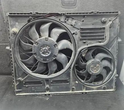Audi Q7 4L Electric radiator cooling fan 7L0121203J 0130706896