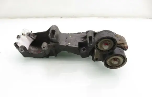 Renault Master III Generator/alternator bracket 117103585R