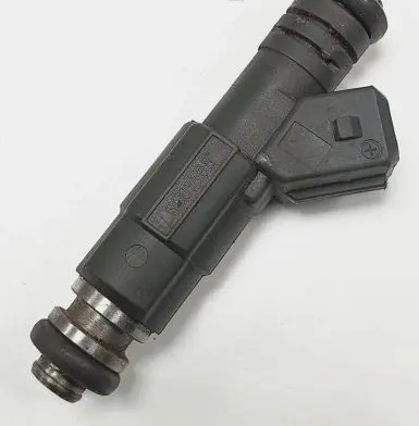 Volvo S90, V90 Fuel injector 3507708