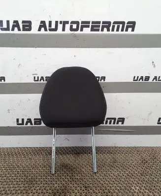 Nissan Qashqai Front seat headrest 