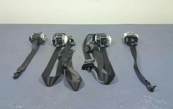 BMW X5 E53 Front seatbelt 5A70915