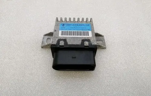 Porsche 718 Cayman 982 982c Fuel injection pump control unit/module 99161802502