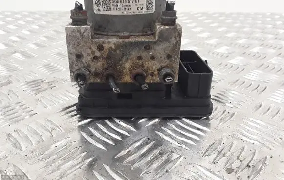 Skoda Octavia Mk4 ABS Pump 5q0614517et