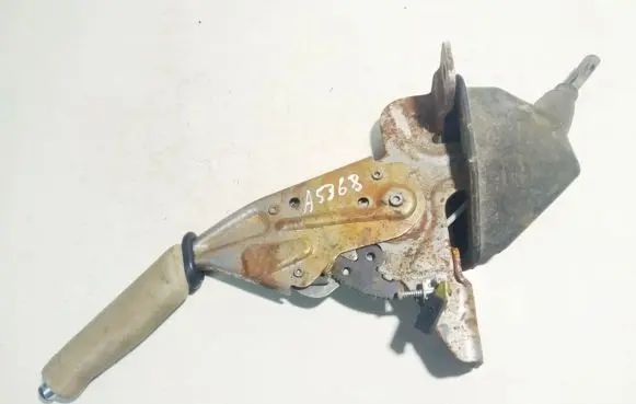 Nissan Pathfinder R51 Handbrake/parking brake lever assembly