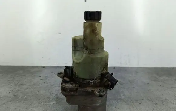 Volvo V50 Power steering pump