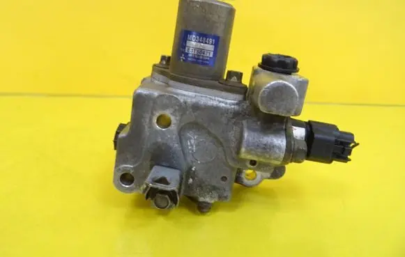Mitsubishi Carisma Fuel injection high pressure pump MD348491 E3T50471
