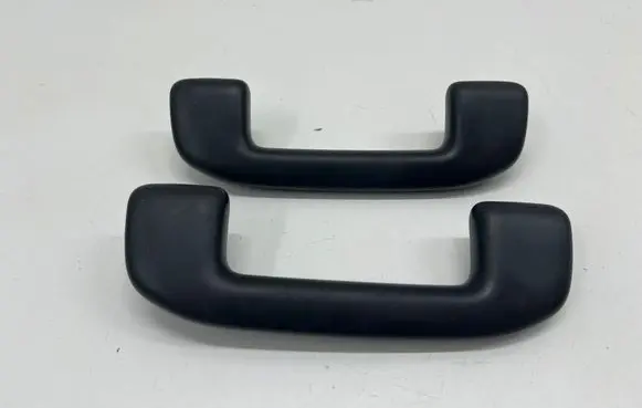 Toyota C-HR I A set of handles for the ceiling 74613H7040