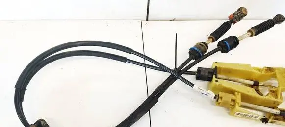 Volvo S60 Gear shift cable linkage 30759233