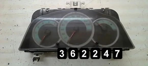 Toyota Corolla Verso AR10 Speedometer (instrument cluster) # 838000f060l