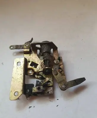 Loading door lock