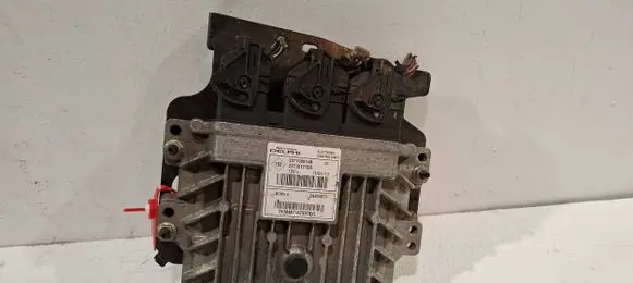 Renault Megane III Engine control unit/module 237100914R 237101715R