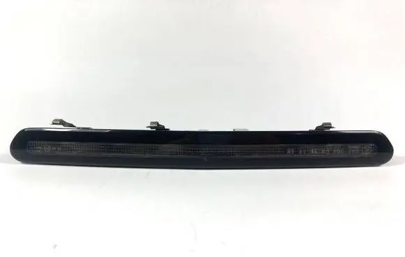 Chevrolet Camaro Third/center stoplight 84484034