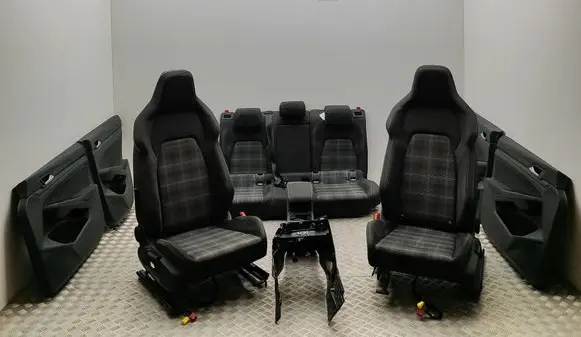 Volkswagen Golf VIII Interior set 5WA881106D 5WA881105D
