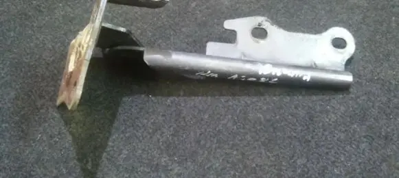 KIA Shuma Engine bonnet/hood hinges