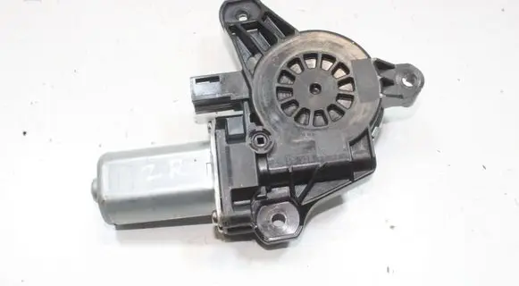 Mercedes-Benz EQA Rear door window regulator motor A0009060908