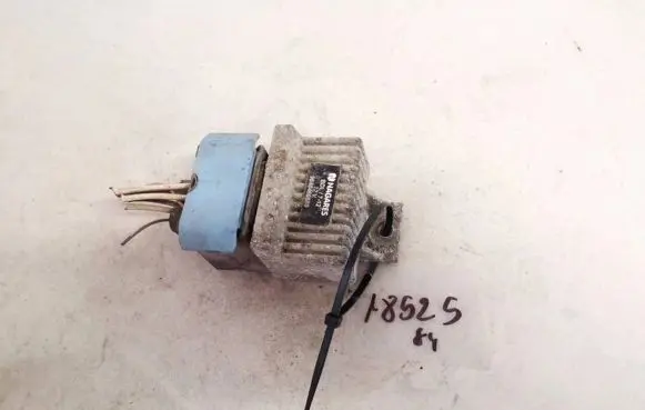 Renault Scenic II - Grand scenic II Glow plug pre-heat relay 9640469680