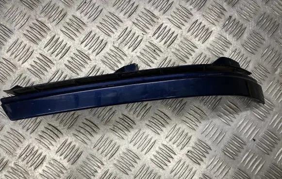 Opel Zafira A Under headlight/headlamp trim 90580652