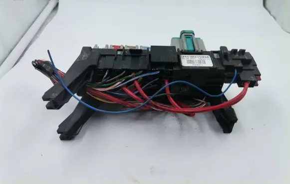 Volvo V70 Fuse box set dpn13800159hwb