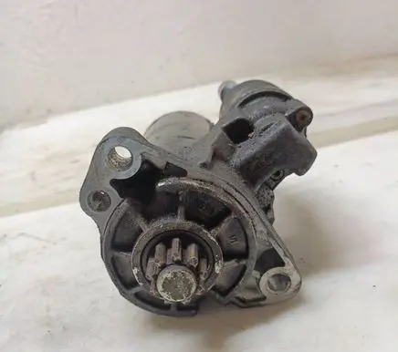 Volkswagen Touareg I Starter motor 0001125519 059911023