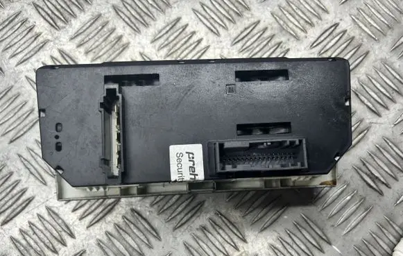 Opel Astra H Climate control unit 9015124100 13201300
